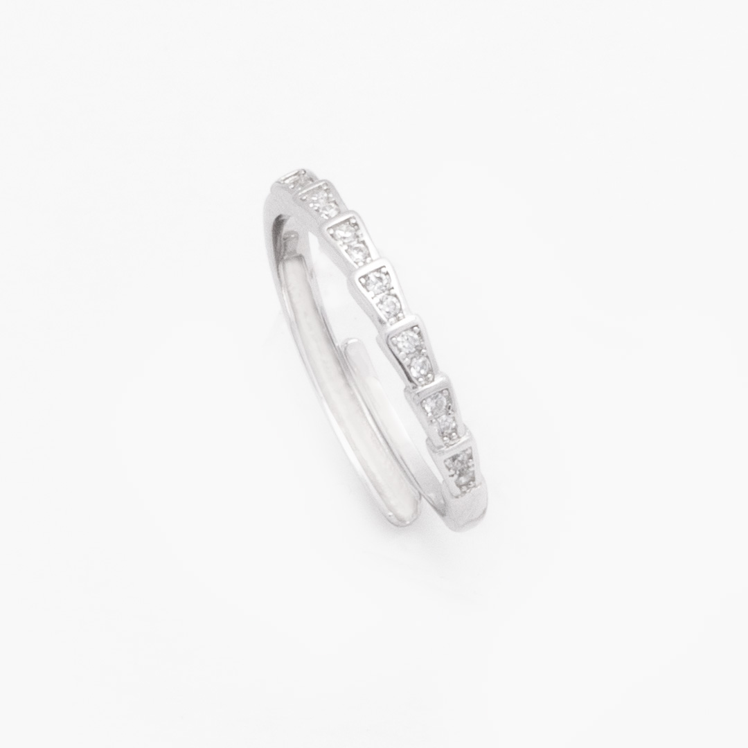 Geometric Pavé Panel Ring