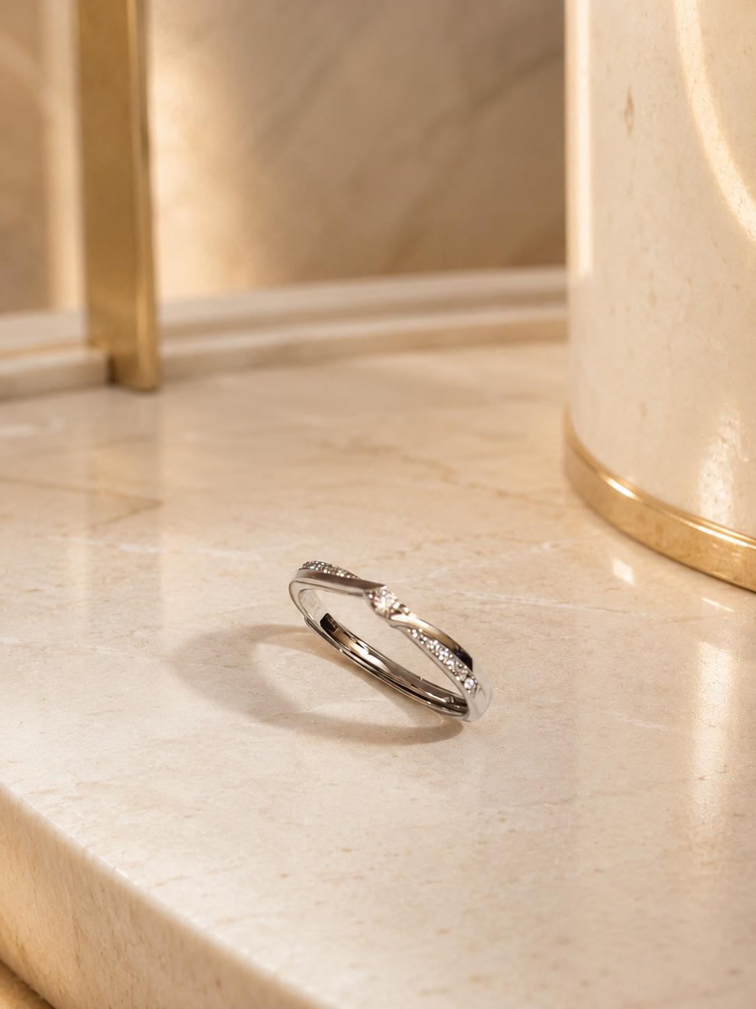 Twisted Crossover Solitaire Ring