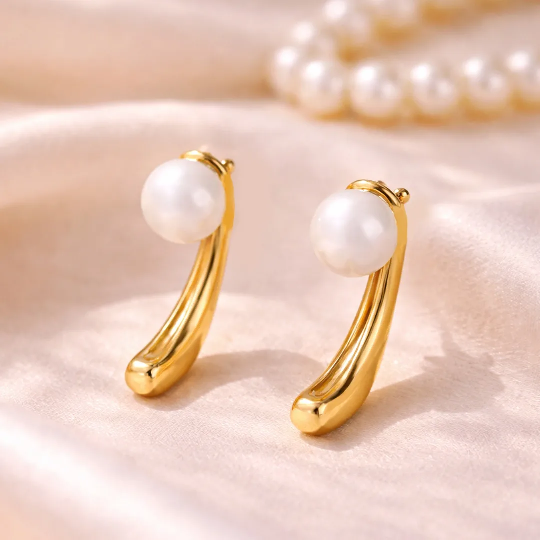 Sculptural Teardrop & Pearl Earrings