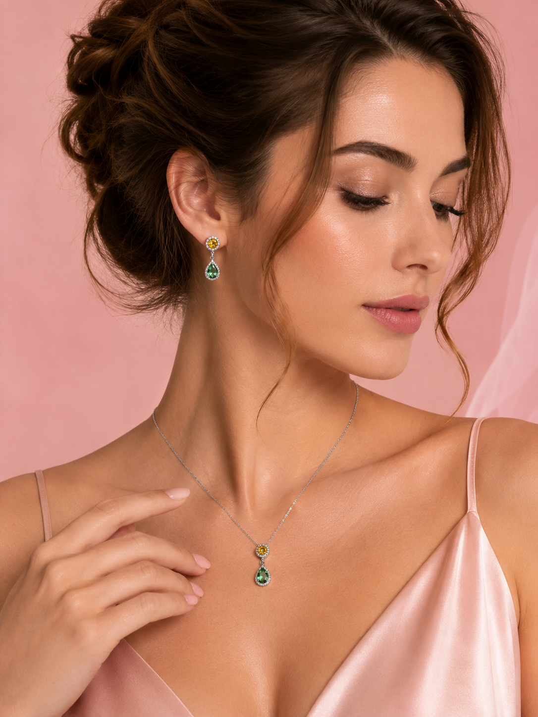 Meadow Emerald & Citrine Halo Necklace & Earring Set