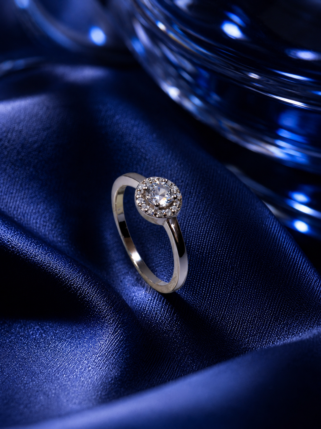 Classic Halo Solitaire Ring